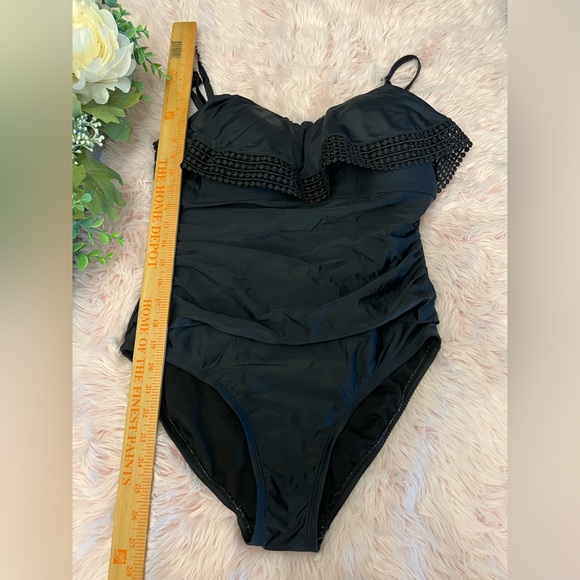 Kona Sol Solid Black Ruffle One Piece Swim Suit Sz L Beach Cruise Resort - Picture 2 of 7